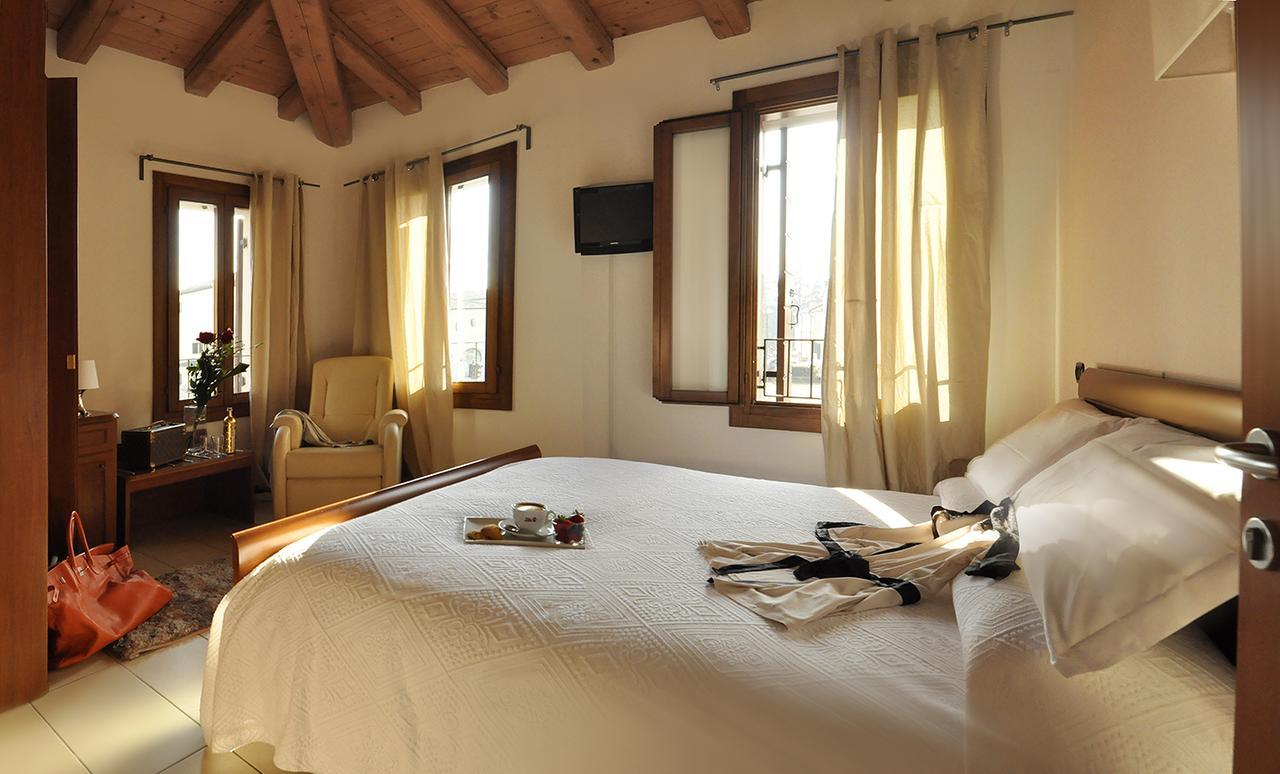 Hotel La Rotonda Relais Badoere Esterno foto