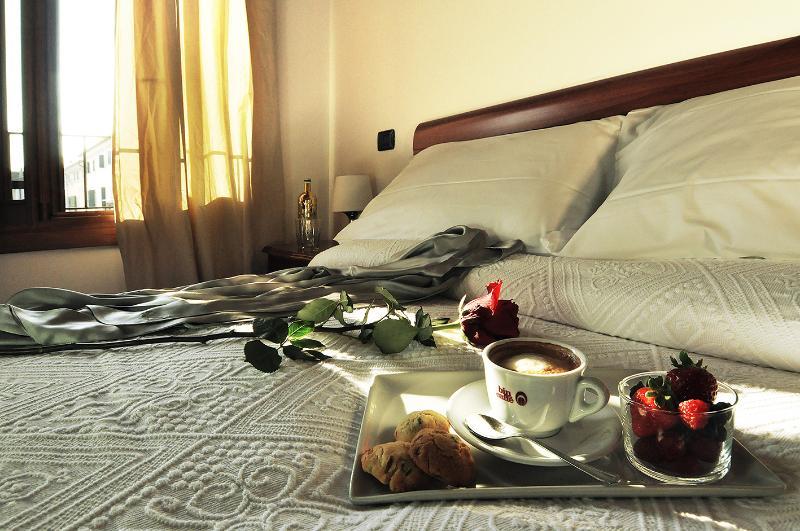 Hotel La Rotonda Relais Badoere Esterno foto